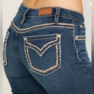 SHYANNE Women's Scroll Bootcut Jeans. 28 Long